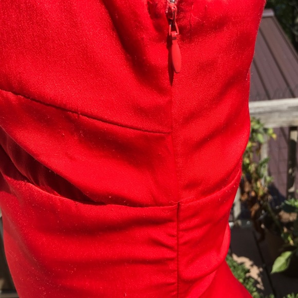 Glamorous Dress - Picture 8 of 8